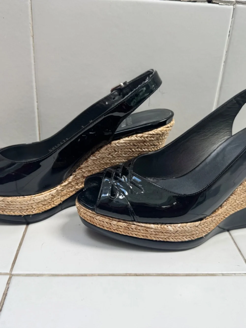 Stuart Weitzman heel worn never